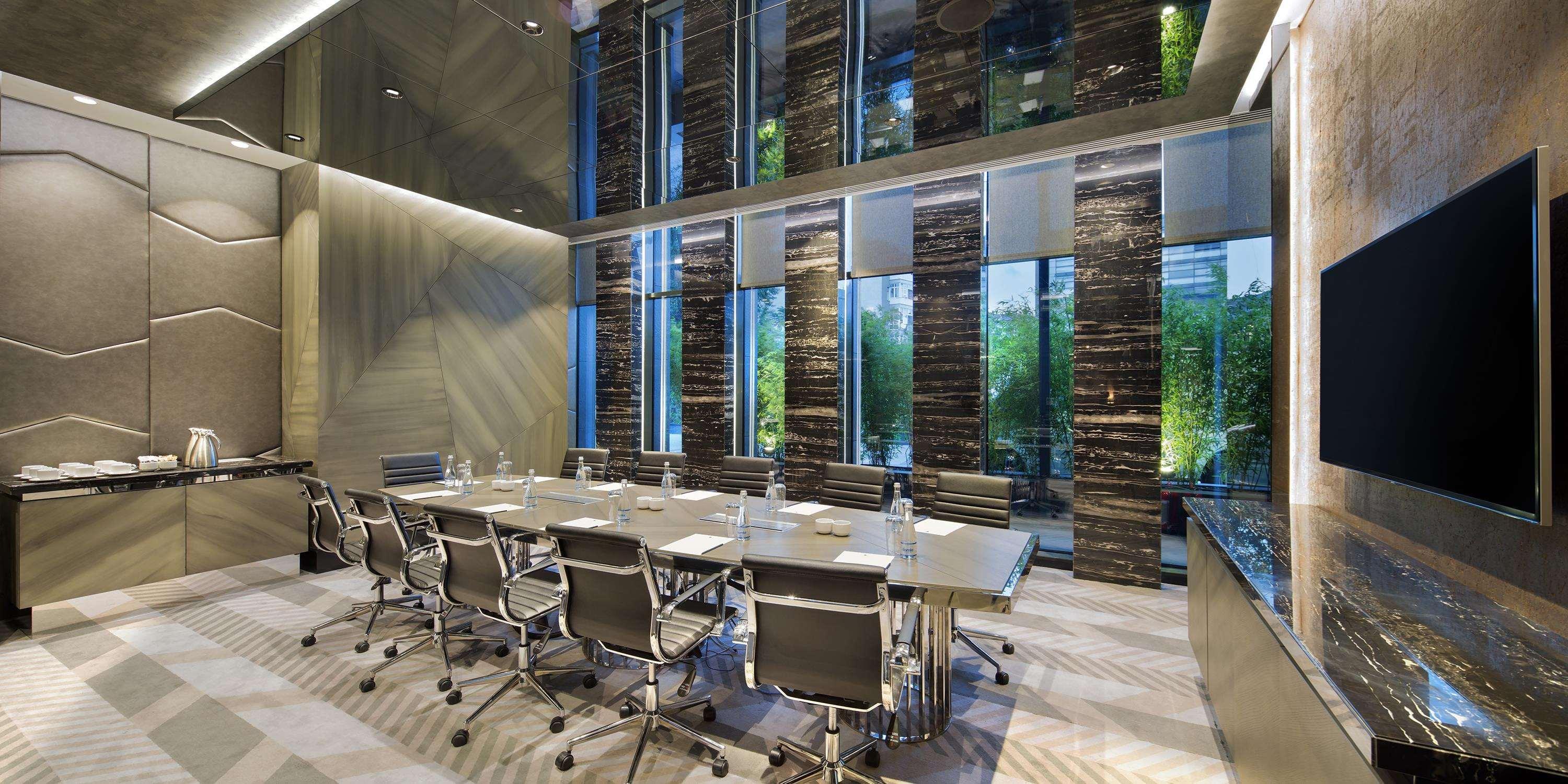 Doubletree By Hilton Istanbul - Piyalepasa Istambul Exterior foto Boardroom