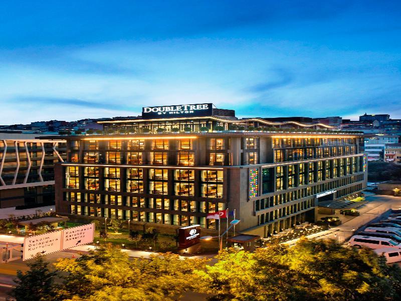 Doubletree By Hilton Istanbul - Piyalepasa Istambul Exterior foto DoubleTree by Hilton Beijing Airport